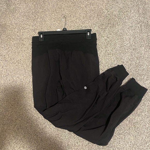 Lululemon Black Dance Studio Mid-Rise Jogger Full Length - Picture 4 of 12